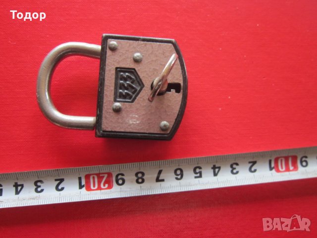 Стар катинар с ключ ключе 1, снимка 1 - Други - 29797492