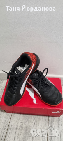 Нови футболни маратонки Пума