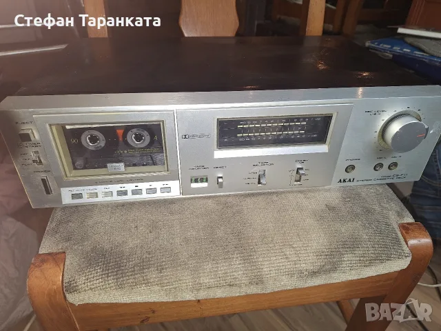 касетачен дек AKAI 