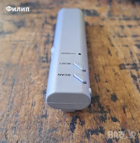 радио FM със зелени слушалки и щипка за захващане, снимка 7 - Радиокасетофони, транзистори - 55781579