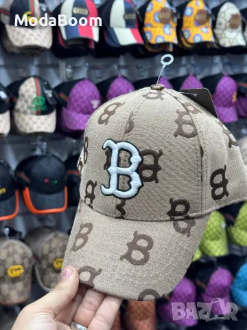 Burberry унисекс шапки с козирка Различни цветове , снимка 2 - Шапки - 48932521