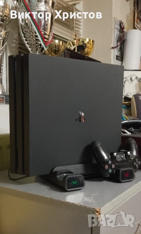 PS4 Pro 1TB + Logitech G29 + Shifter + игри + охлаждаща стойка готов комплект