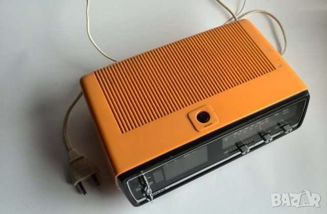 Радиобудилник със сгъваем номер на часовника от SIEMENS, снимка 5 - Антикварни и старинни предмети - 40294360