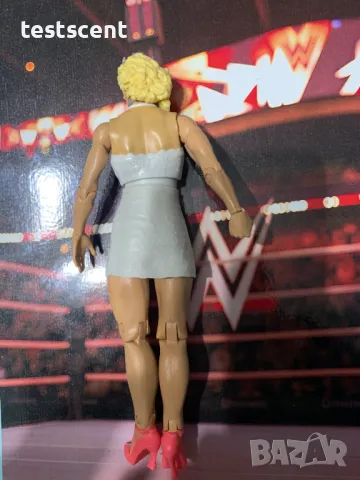 Екшън фигура WWE Lana Лана CJ Perry Си Джей Пери action figure играчка mattel , снимка 11 - Фигурки - 48747602