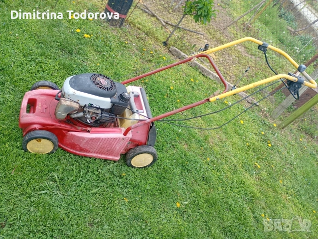 продава се косачка 