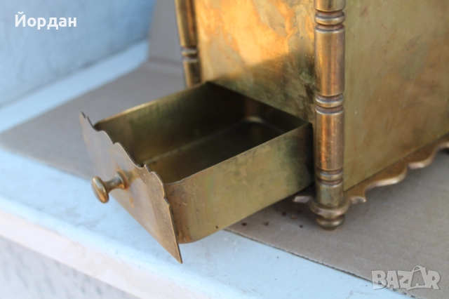 Мелница за кафе от месинг, снимка 5 - Антикварни и старинни предмети - 51795724