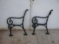 Чугунени крака за пейка, снимка 1