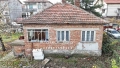 Продава се къща в Долни чифлик , снимка 6