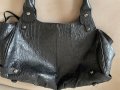 Дамска кожена чанта Musette, шагренова кожа, снимка 6