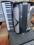 Продавам Италиански акордеон vSOPRANI RECANATI 120баса черен с куфар , снимка 3