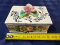 Порцеланова италианска кутийка за бижута с форма на книга., снимка 6