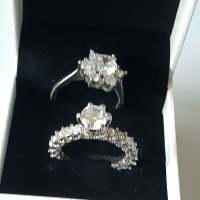 два красиви пръстени с камъни, снимка 1 - Пръстени - 30039965