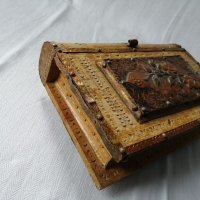 Стара дървена кутия, дърворезба, меден обков, снимка 2 - Други - 35538326
