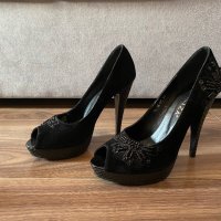 Високи токчета, снимка 1 - Дамски обувки на ток - 37580288