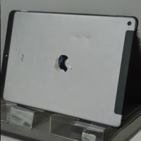 Apple ipad air (2nd generation), снимка 1 - Apple iPhone - 44779863