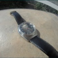 Немски мъжки кварцов часовник "Юнгханс", снимка 3 - Антикварни и старинни предмети - 29593171