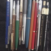 Продавам стари  химикалки и моливи, снимка 1 - Ученически пособия, канцеларски материали - 29329316