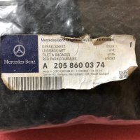 Оригинална Mercedes-Benz мрежа за багажник., снимка 1 - Аксесоари и консумативи - 38464434