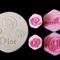d&g dg dior 4 бр. печати печат форма форми лого емблема диор за украса фондан торта резци 3д с релеф, снимка 1 - Форми - 16994681