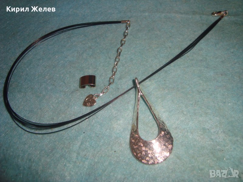 ПОСРЕБРЕН МОДЕН МАРКОВ АРТ МЕДАЛЬОН КОЛИЕ ОГЪРЛИЦА ВЕЧЕРНО БИЖУ 8557, снимка 1