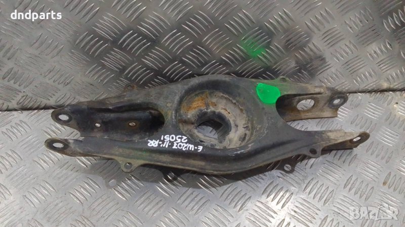 Носач Mercedes E220 CDI W207 2011г.(заден десен)	, снимка 1