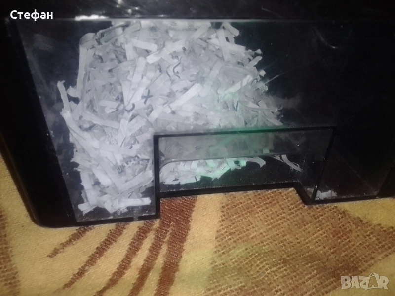 машина за рязане на листи хартия , снимка 1