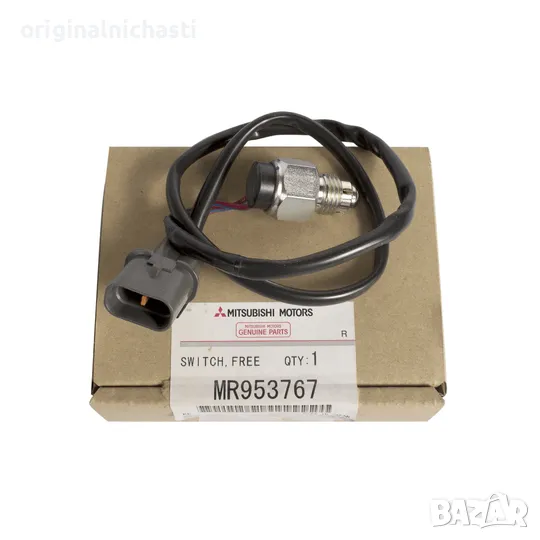 Датчик свободен ход преден мост МИТСУБИШИ ПАДЖЕРО 3 4 MITSUBISHI PAJERO MR953767 OEM MITSUBISHI, снимка 1