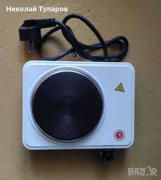 Компактен ел котлон подходящ за дома и офиса чисто нов , снимка 1