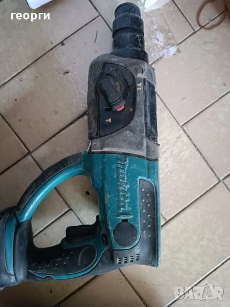 Акумолаторен перфоратор MAKITA DHR 202, снимка 1