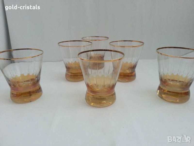 Стъклени чаши с златен кант и гравюра, снимка 1