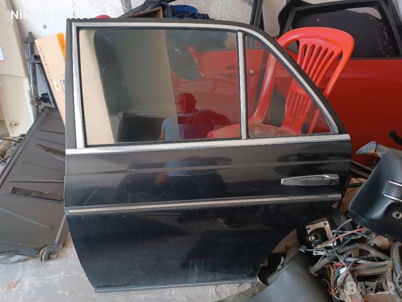 Врати за Мерцедес 123 , снимка 1