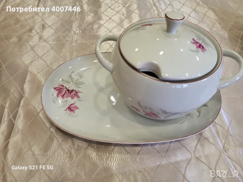 Порцеланов супник и голямо плато, снимка 1