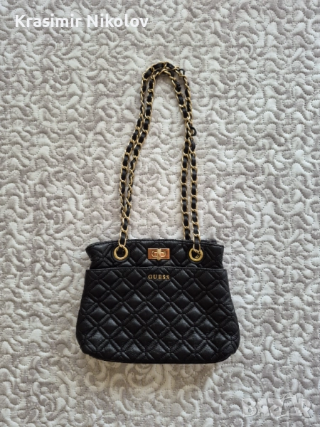 Дамска чантичка GUESS, снимка 1