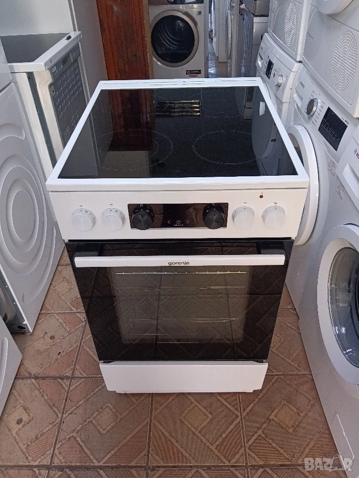 Като нова тясна 50см свободно стояща печка с керамичен плот Gorenje с две години гаранция!, снимка 1