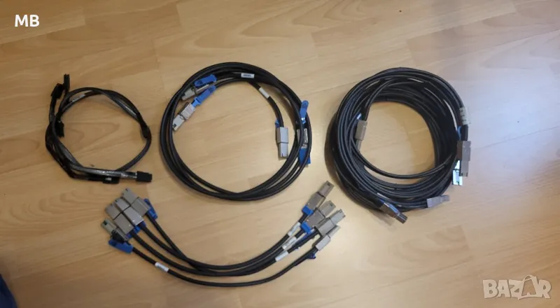 SAS кабели, снимка 1