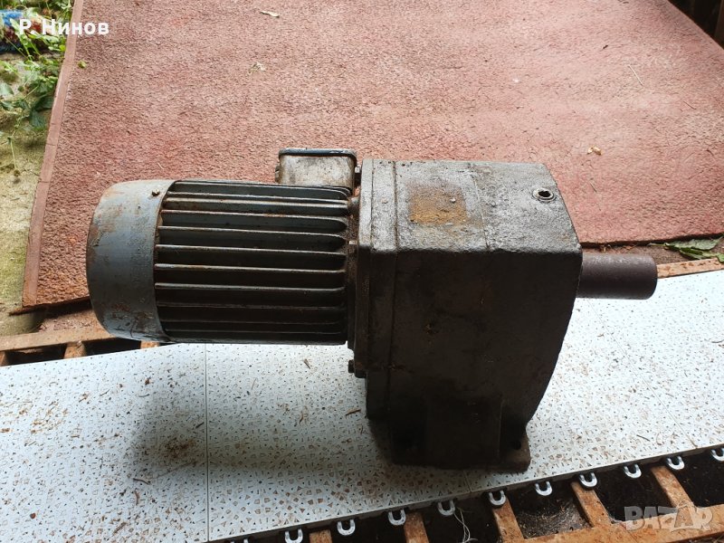 Монофазен ел.двигател/електромотор/електродвигател 2.2kW 100 rpm, снимка 1