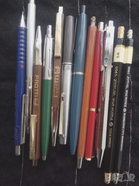 Продавам стари  химикалки и моливи, снимка 1