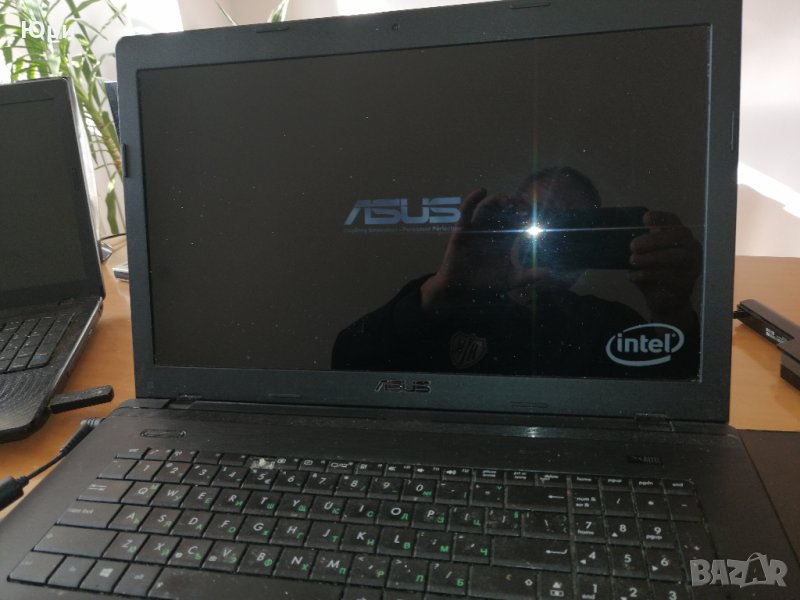 Продавам лаптоп ASUS X75VB 17инча на части, снимка 1