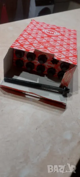 Оферта Комплект болтове на капака на клап. (на цилиндровата глава) ELRING 258.270, снимка 1