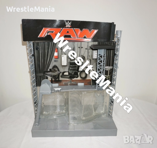 Рядка Кеч Сцена WWE ELECTRONIC ULTIMATE ENTRANCE STAGE PLAYSET MATTEL RAW AND SMACKDOWN, снимка 11 - Колекции - 51854839