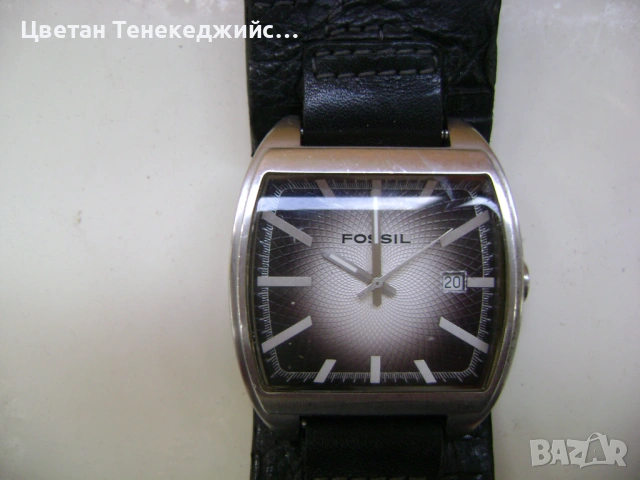 Продавам 5 броя кварцови часовника Fossil,Casio,Swatch, снимка 2 - Мъжки - 54264226