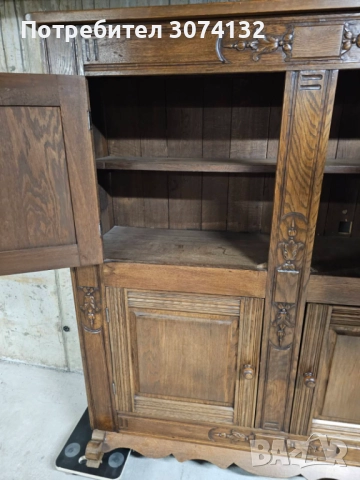 Трапезен шкаф с дърворезба, снимка 3 - Шкафове - 52159429