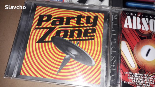 Компакт дискове - Lost In Music/Hooked On Hits/ PartyZone/ Absolute music 19, снимка 5 - CD дискове - 39841814