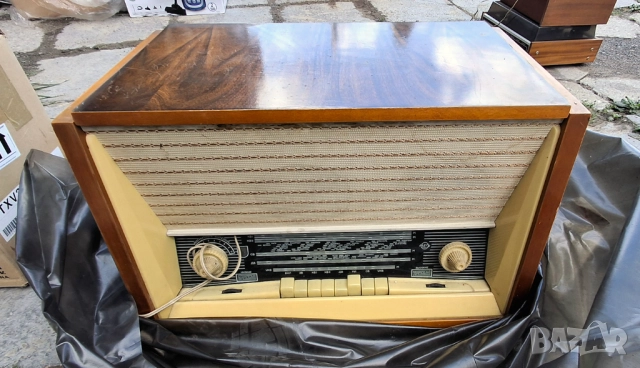 2 бр. радиограмофон Латвия /"Радиола"/