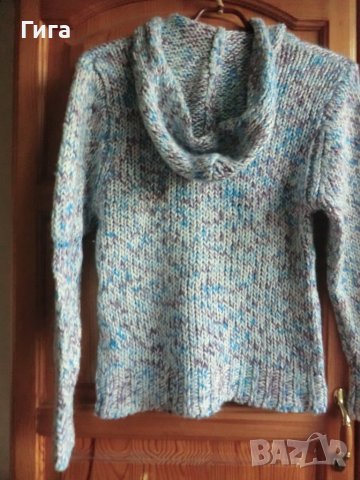 пуловер с качулка, снимка 4 - Детски пуловери и жилетки - 38528897