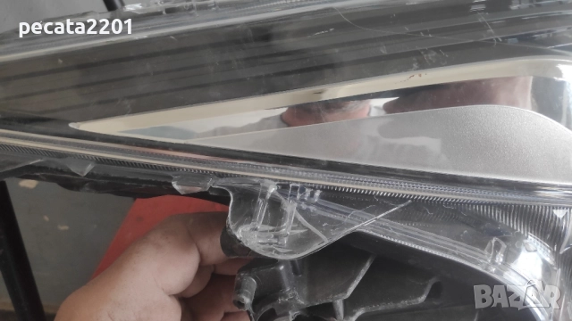 Продавам - оригинален десен Led фар за Toyota Corolla 2022 г със забележки, снимка 3 - Части - 51870521