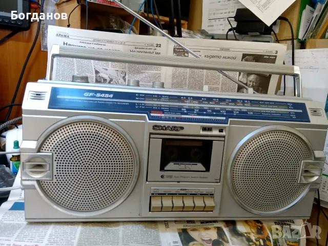 SHARP GF-5454 RADIO CASSETTE RECORDER MADE IN JAPAN, снимка 2 - Радиокасетофони, транзистори - 55896627