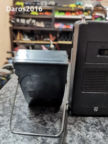 Стари портативни радиоапарати Philips,Siemens, Yaecon , снимка 12 - Колекции - 37076797