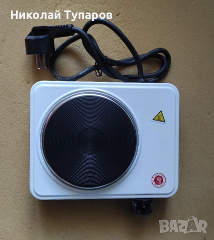 Компактен ел котлон подходящ за дома и офиса чисто нов 