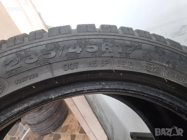 4бр зимни гуми 235/45/17 DUNLOP L02653 , снимка 6 - Гуми и джанти - 49445775